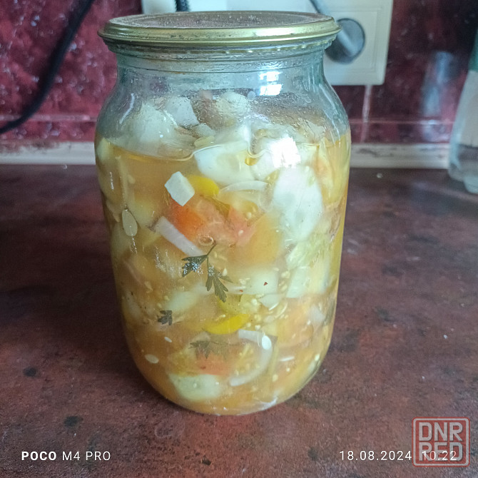Салат из помидоров и огурцов Донецк - изображение 1