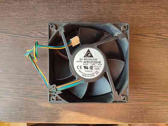 Серверный вентилятор Delta Electronics AFB1212SHE Донецк