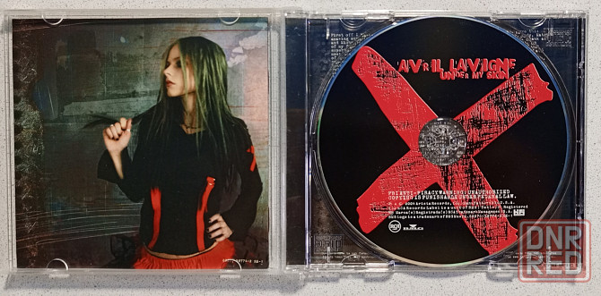 CD диск Avril Lavigne-Under My Skin Донецк - изображение 3