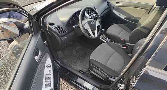 Hyundai Solaris Енакиево