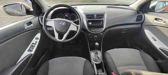 Hyundai Solaris Енакиево