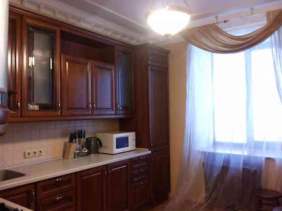 Продам красавицу 2 кв сталинку 62м2 с автономным отоплением Донецк