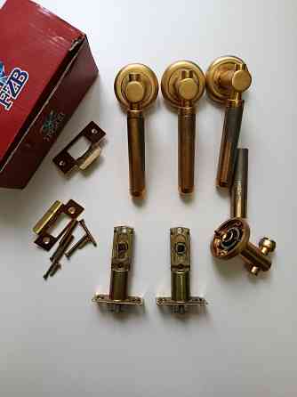 3 дверные ручки Макеевка