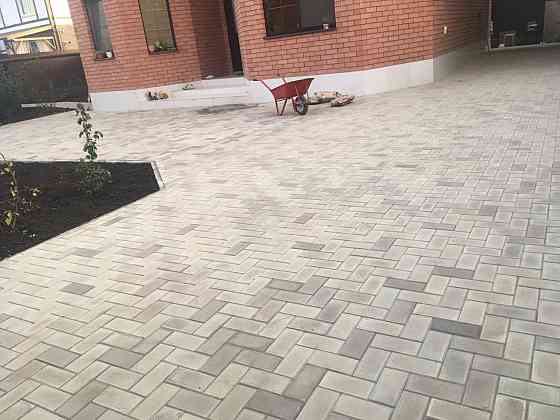 Напрямую с завода в Донецке тротуарная плитка фэм кирпичик 215х115х60. Шлакоблок. Донецк
