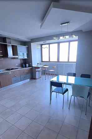 Аренда 3 комн.кв. новострой 136м центр. ул. р.Люксембург Донецк