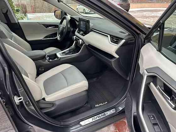 Toyota Rav 4 Донецк