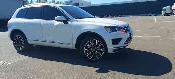 Продаётся Volkswagen Touareg 2015 Макеевка