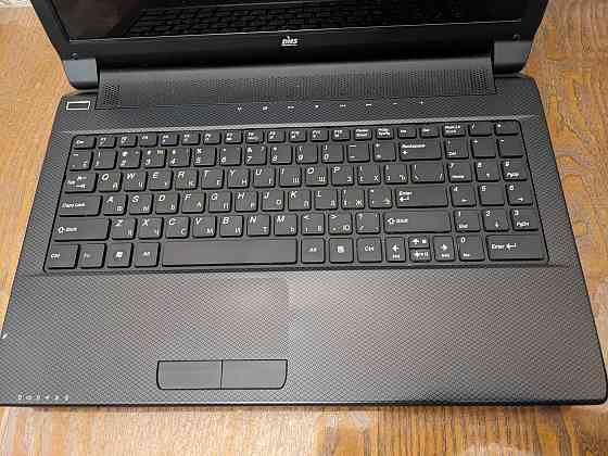 Ноутбук DNS (i5-2450M, GT 630M, 6Gb DDR3, HDD 320Gb) Макеевка
