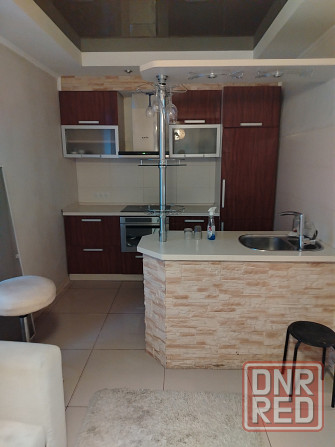 Продам 2 х ком с евро-ремонтом Калининский рынок Донецк - изображение 5