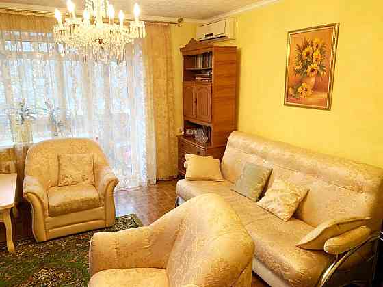 4-х комн., проспект 25-летия Ркка, 86 м2, отличное состояние. Донецк