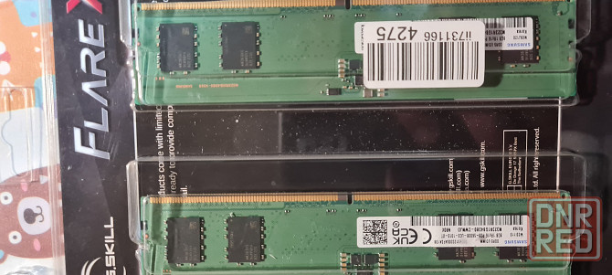 Память DDR5 Samsung 8 Гб 2е планки 5600Mh M323R1GB4DB0-CWMJD Макеевка - изображение 1