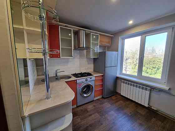 Продам 3-х комнатную квартиру в Донецке Донецк