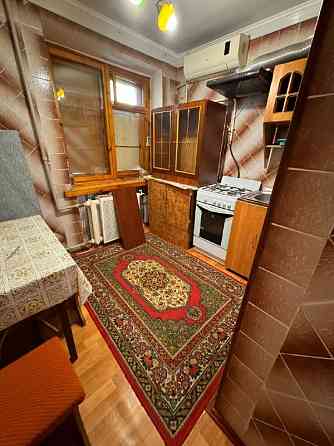 Продается 2 к.кв-ра в Червоногвардейском р-не г.Макеевки (ориентир 8\8) Макеевка