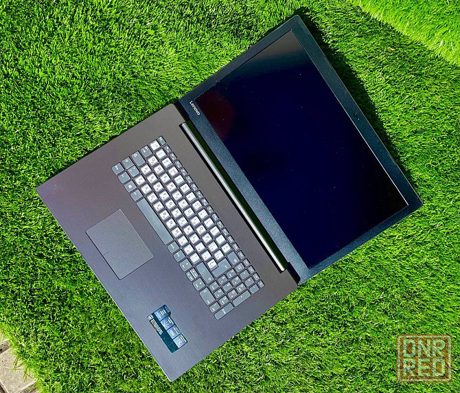 Ноутбук 17.3" FullHD Lenovo 81B6 (Intel Core i3 6006U / 8GB / Intel(R) HD Graphics 520 (1GB) / 128 Донецк - изображение 1