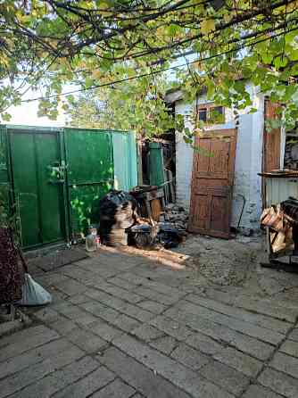 Продам квартиру на земле в Ленинском районе Донецк