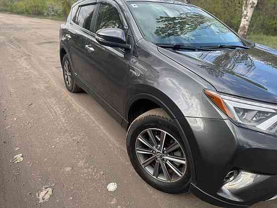 Продам Toyota Rav-4 Hybrid Limited 4x4 Макеевка