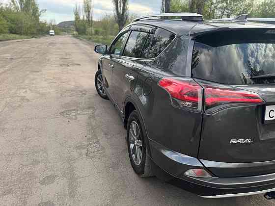 Продам Toyota Rav-4 Hybrid Limited 4x4 Макеевка