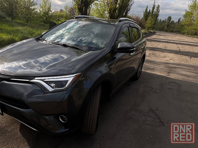 Продам Toyota Rav-4 Hybrid Limited 4x4 Макеевка - изображение 1