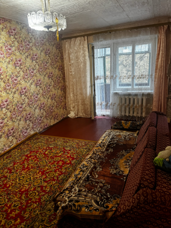 Продам 3-х комнатную квартиру в центре Ясиноватой Ясиноватая
