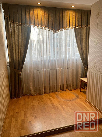 Продам большую 4-ком.кв. обкомовку на ул. Розы Люксембург Донецк - изображение 4