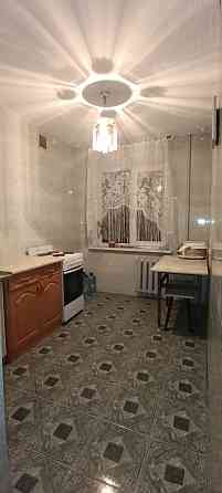 Продам 3-х комн 3/9 на Щетинина, ориентир Молоко, автостанция. Две лоджии. Донецк