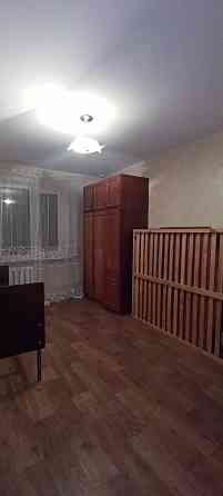 Продам 3-х комн 3/9 на Щетинина, ориентир Молоко, автостанция. Две лоджии. Донецк