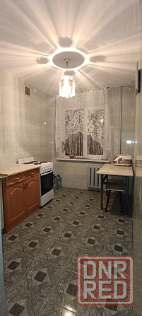 Продам 3-х комн 3/9 на Щетинина, ориентир Молоко, автостанция. Две лоджии. Донецк - изображение 3