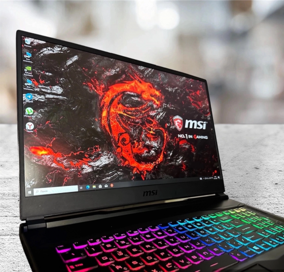Продам Мощный Ноутбук с Большим Экраном 17.3 MSI Донецк