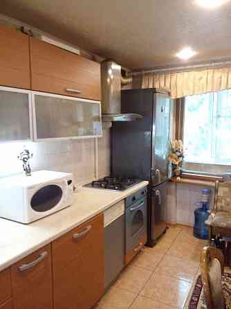 Продается 4 - х комнатная квартира, пр-т Дзержинского Донецк
