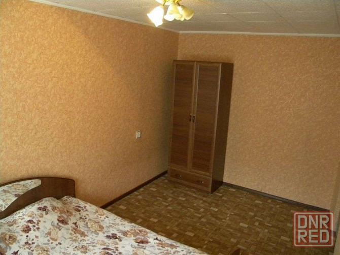 2-х ком. квартира Ленинский р-не Донецк - изображение 2