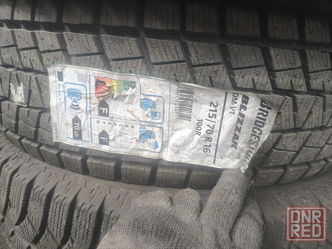 продам комплект резины 215/70/16 Bridgestone Blizzak DM-V1 Донецк - изображение 2