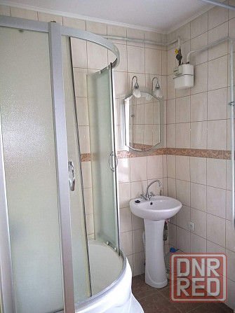 Продам 2 комнатную квартиру Макеевка улица Ленина остановка 92-х Макеевка - изображение 2
