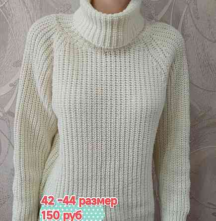 Продам свитер на девочку в отличном состоянии -150 руб Макеевка