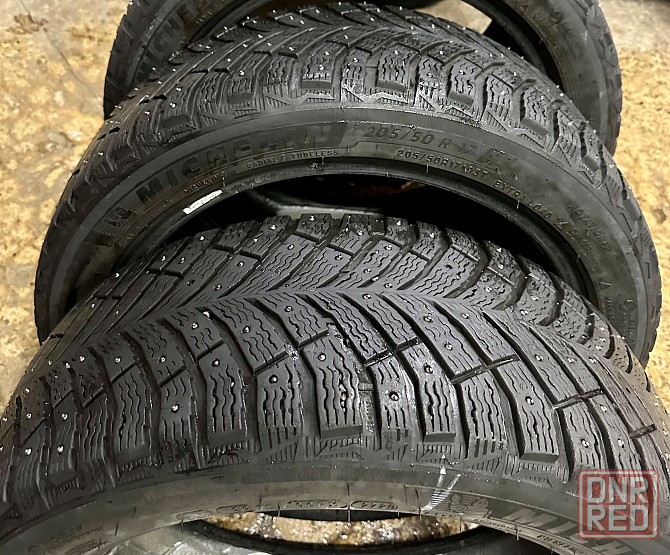 пара зимней резины MICHELIN R17 205/50 Донецк - изображение 1