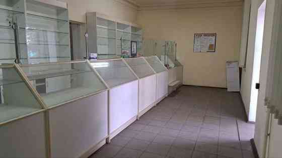 Предлагается на продажу помещение 67 кВ.м бывшей аптеки Макеевка
