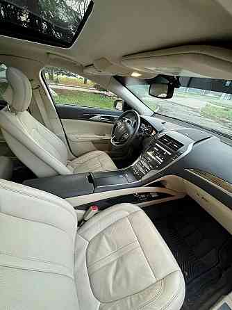 Продам авто LINCOLN MKZ Макеевка