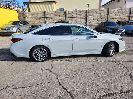 TOYOTA AVALON HYBRID 2.5 2022 15 ткм 4.35млн руб. Донецк