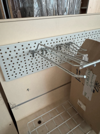 Крючок двойной на перфорацию Донецк