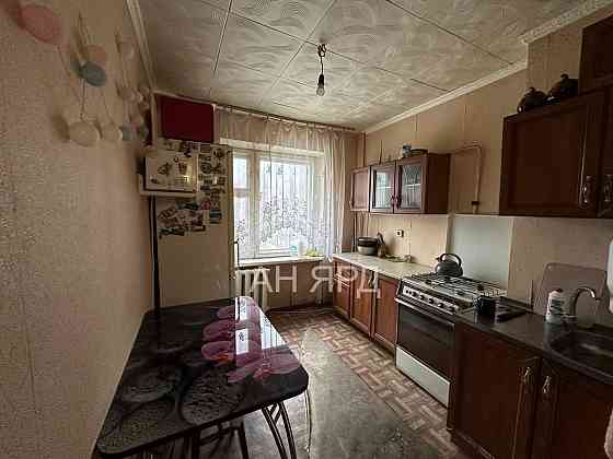 Продам 3к квартиру Макеевка Ханженково мкрн. Первомайский Макеевка