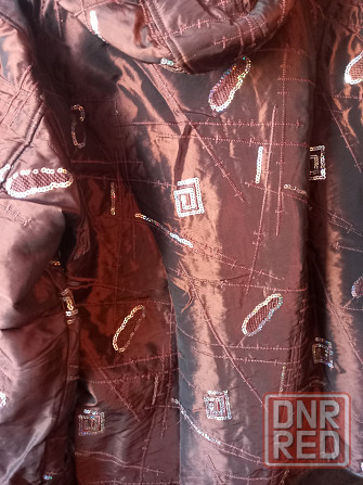 Куртка весна с капюшоном,удлинённая, с цветными паетками новая,р-р50-52 Донецк - изображение 4