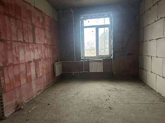 Продам 2 комнатную сталинку Мариуполь