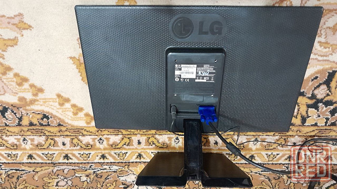 монитор lg flatron e1942 Донецк - изображение 3