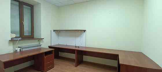 Продам помещение 190 м² в Ворошиловском р-не. Отдельный вход. Первая линия. Ремонт. Донецк