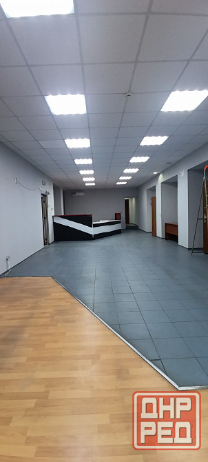 Продам помещение 190 м² в Ворошиловском р-не. Отдельный вход. Первая линия. Ремонт. Донецк - изображение 1