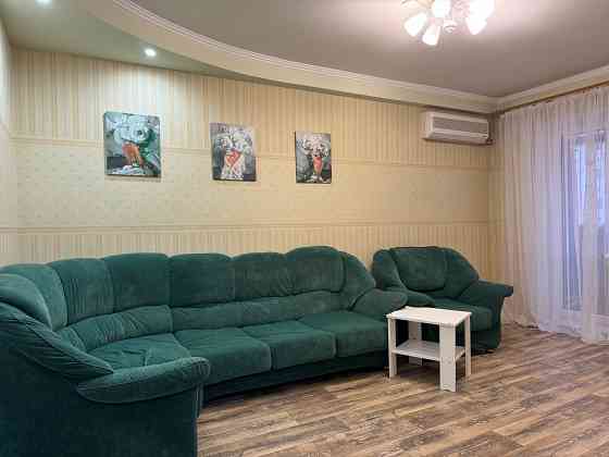 Посуточно 2-к. кв по центральной ул. Ленина, Пушка Макеевка