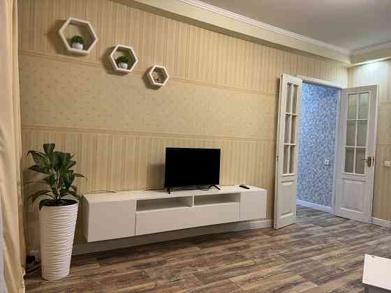 Посуточно 2-к. кв по центральной ул. Ленина, Пушка Макеевка