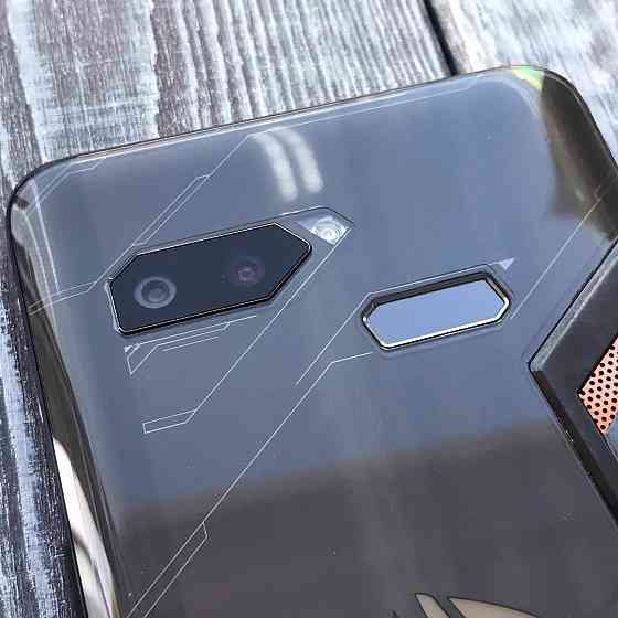 Asus rog phone озу 8 /пзу 512. Snap 845 Донецк