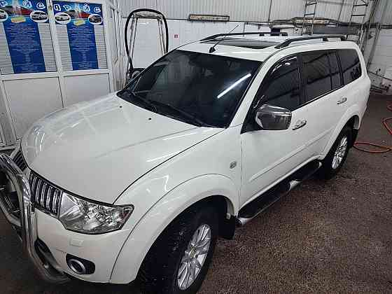 Продам автомобиль Mitsubishi Pajero Донецк