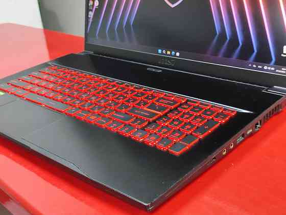 Игровой ноутбук MSI с большим экраном 17шка 144Гц /Intel i5 /16Gb DDR4/256 SSD+500 HDD/GTX1650 4G Донецк