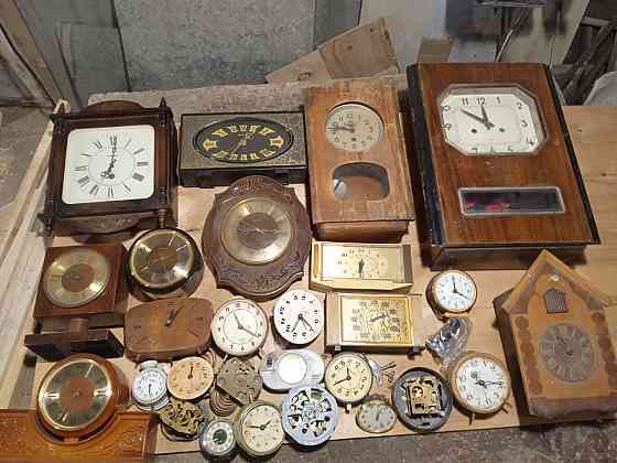 Старые нерабочие часы на запчасти или восстановление. Макеевка